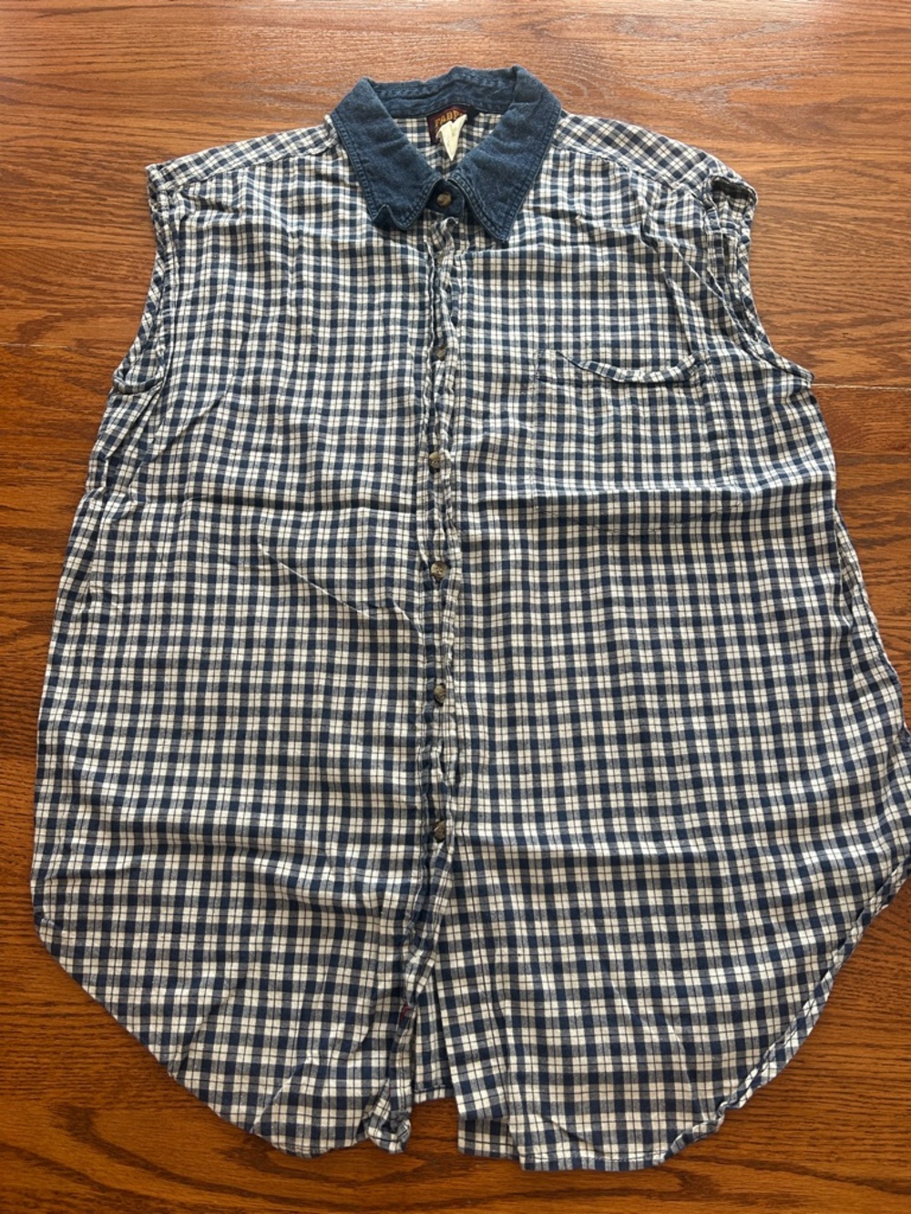 Sleeveless Button-Up Plaid Shirt with Denim Collar - Blue & White
